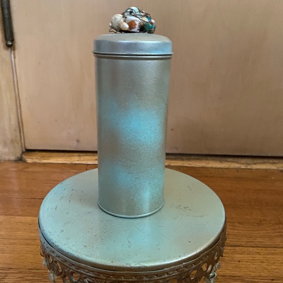 Treasure Keepsake Tin decorated with semi precious stones - Picture 4 of 6